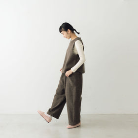 āta 圧縮ウールベスト ブラウン