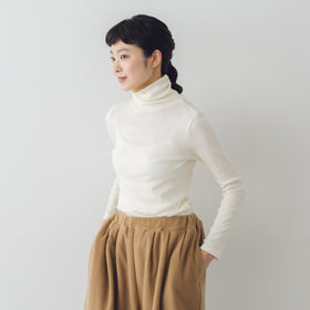 「くらすことの日常生活着」コットンタートルカットソー