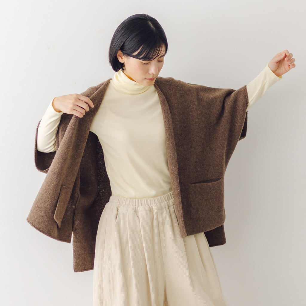 COSMIC WONDER British wool knitted farmer cardigan
