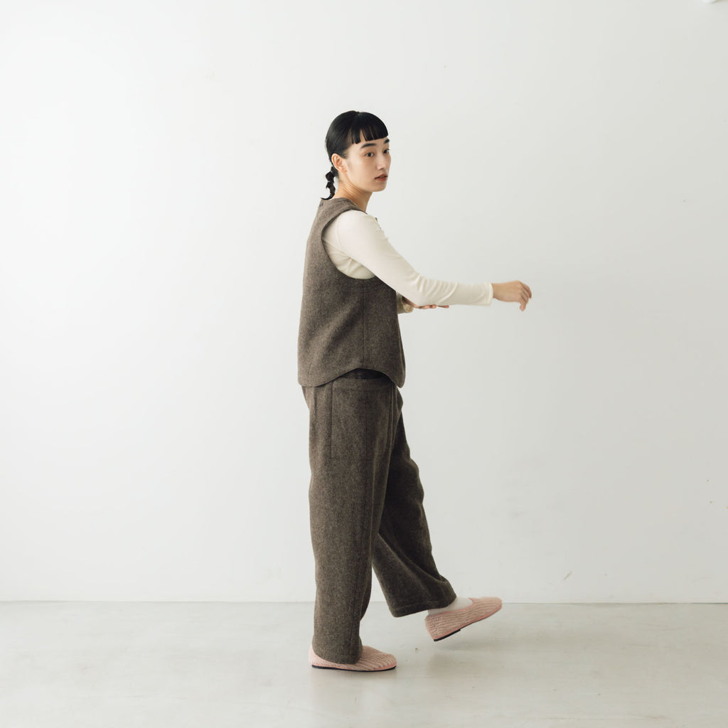 āta  圧縮ウールベスト ブラウン