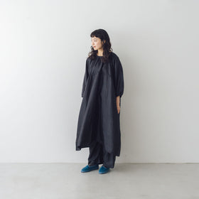 BUNON バックボタンドレス