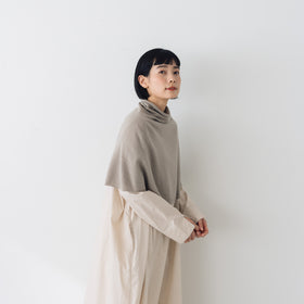 evam eva カシミアスヌード
