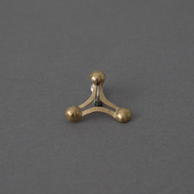 BRASSYARD ピアス／イヤリング tri（片耳）［期間限定販売］