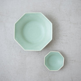 Awabi ware 八角中深皿