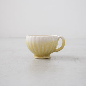 河合竜彦 黄釉掛分 輪花手付茶杯
