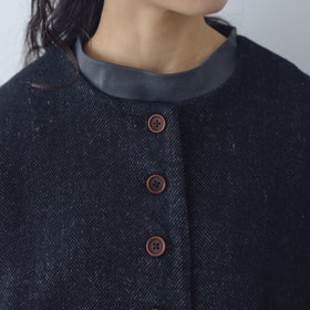 MAGALI ウールリネンヘリンボン ミディアムジャケット