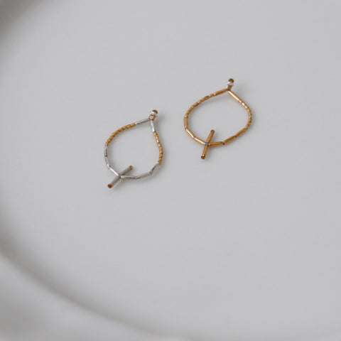 曉 ater cross ring