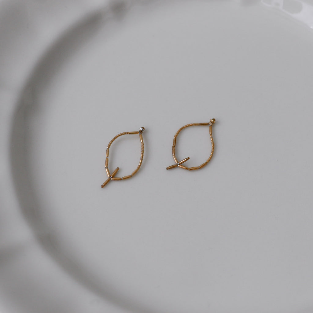 曉 ater cross ring