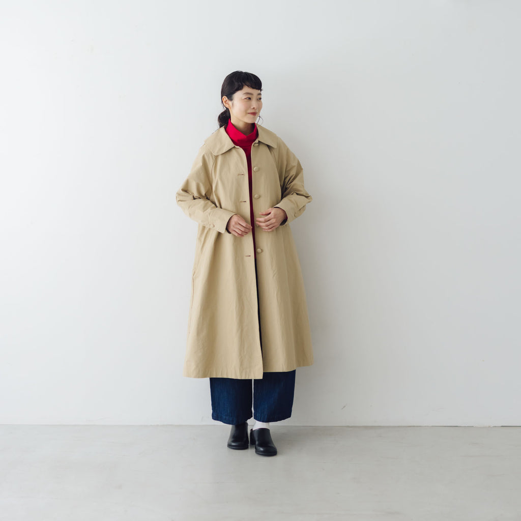 くらすこと ＋to クラシカルなコットンナイロンコート［予約／9月下旬お届け予定］