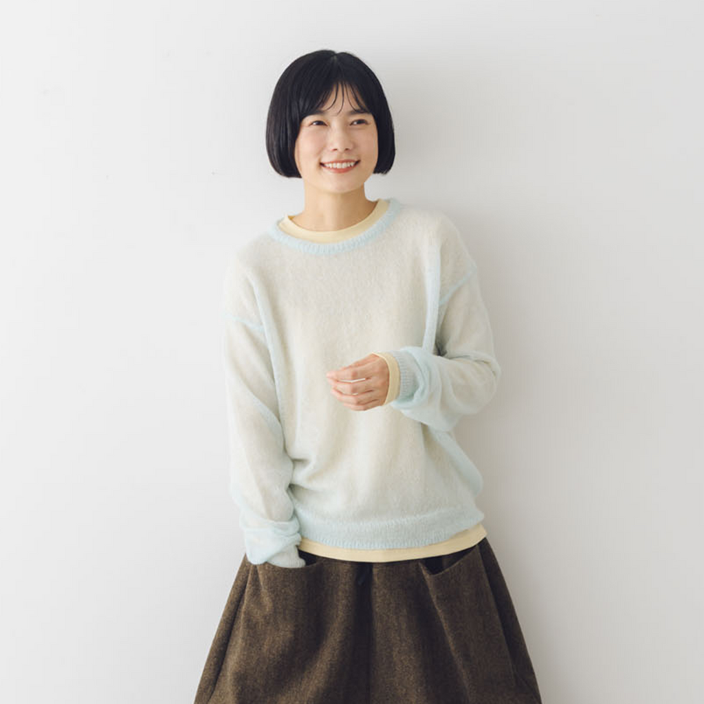 パウダーブルー