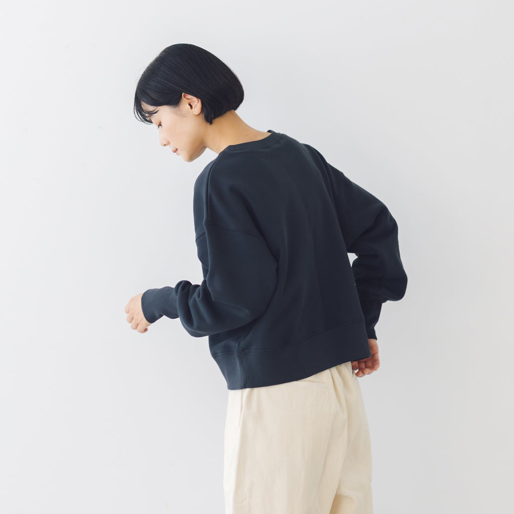 くらすこと ＋to バランス上手な、大人の定番スウェット
