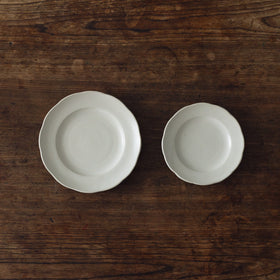 左 18cm / 右 15cm