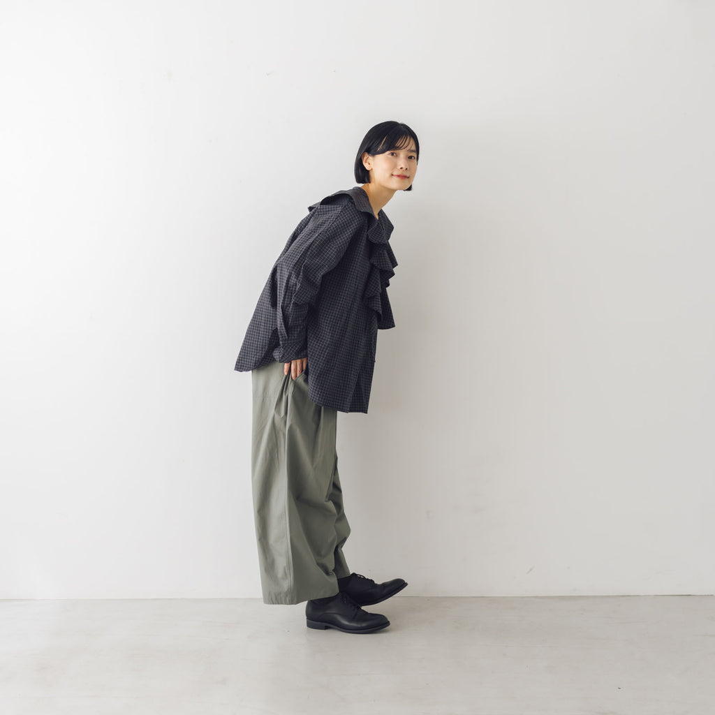ROBE de PEAU 2wayフリルカラーブラウス