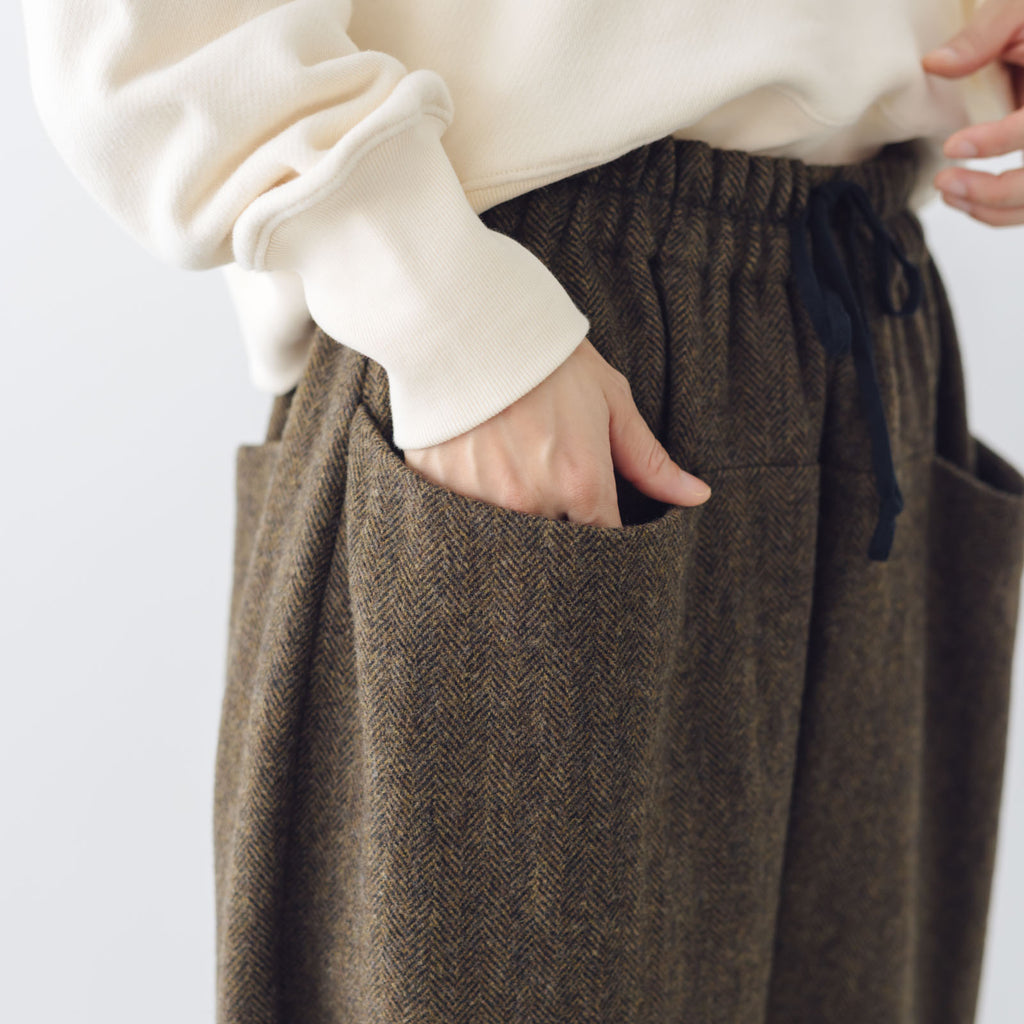 atelier naruse ブリティッシュウールツイード ワイドルーズパンツ