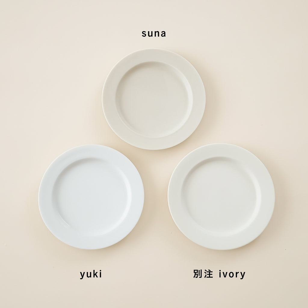 yumiko iihoshi porcelain unjour plate suna
