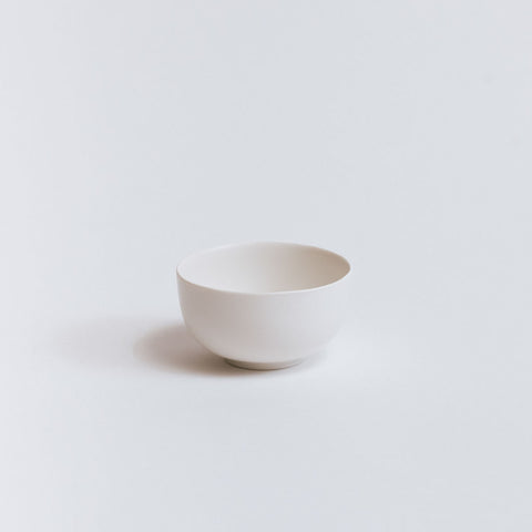 yumiko iihoshi porcelain ReIRABO gohan chawan quiet white