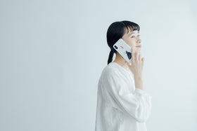 【受注生産・同梱不可】杉本さなえ iPhoneケース 嬉しい予感