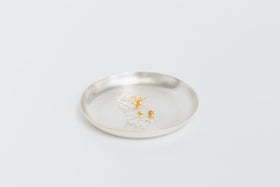 shuó Moonstone Pierce